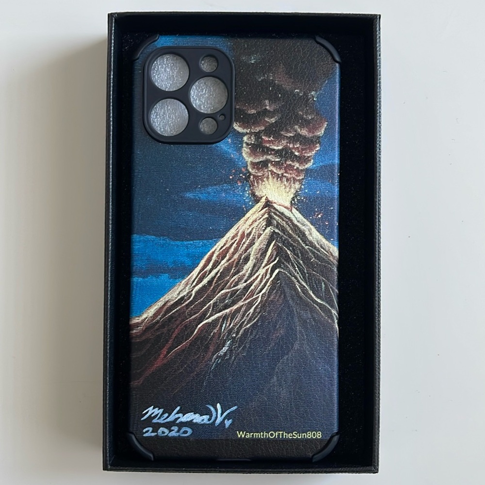 Limited edition Hawaii volcano iPhone case